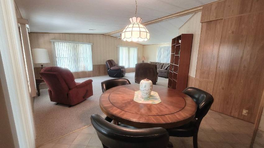 210 Sweet Circle a Winter Haven, FL Mobile or Manufactured Home for Sale